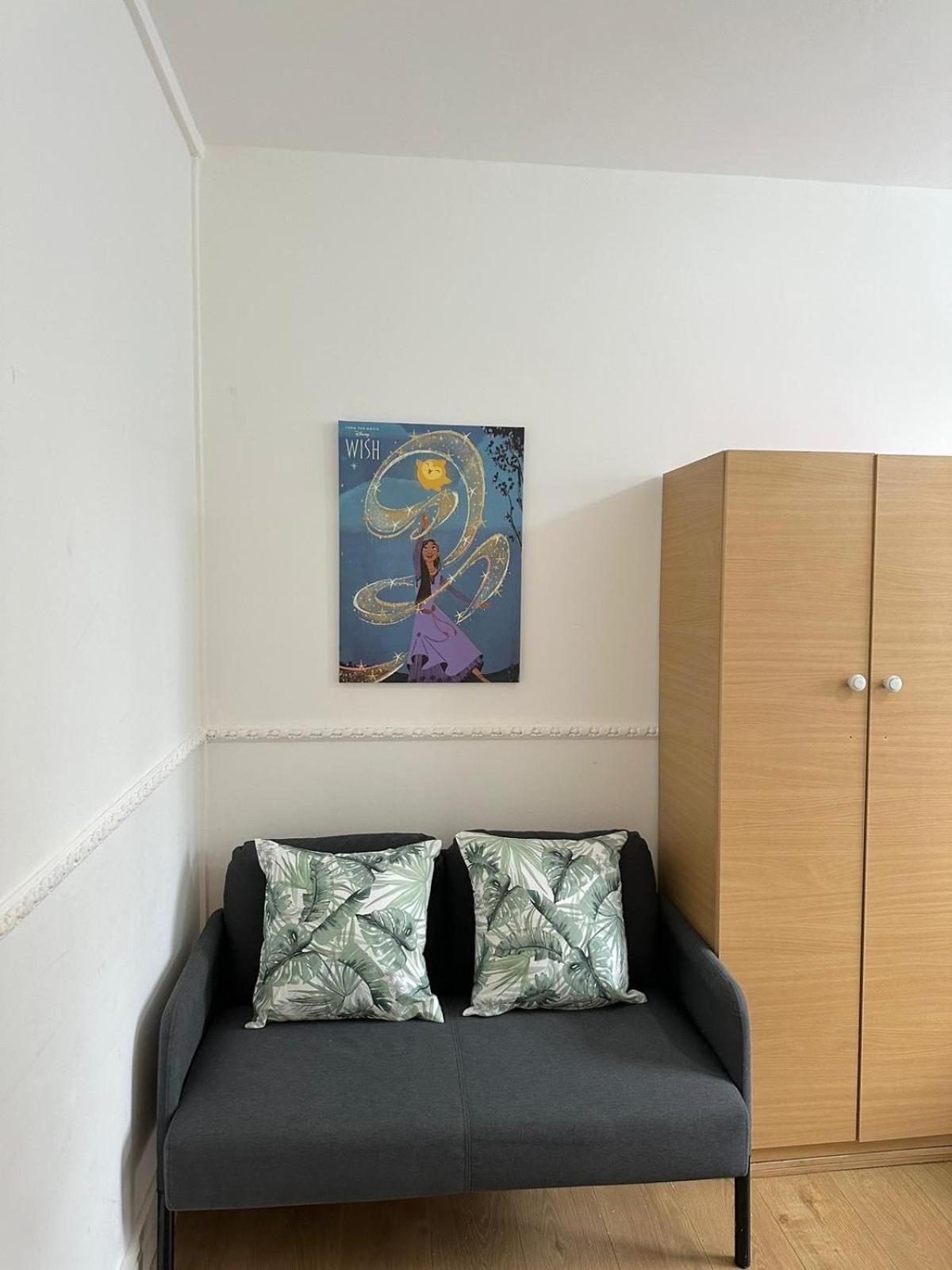 2 Bedroom Flat, 2 Minutes Walk To Bethnalgreen Station, Central London Exterior photo